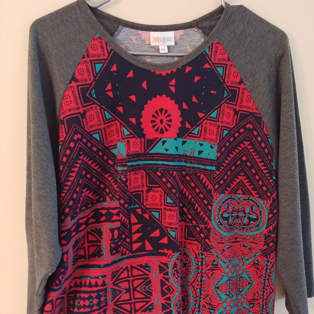 Lularoe 2XL Randy Tee